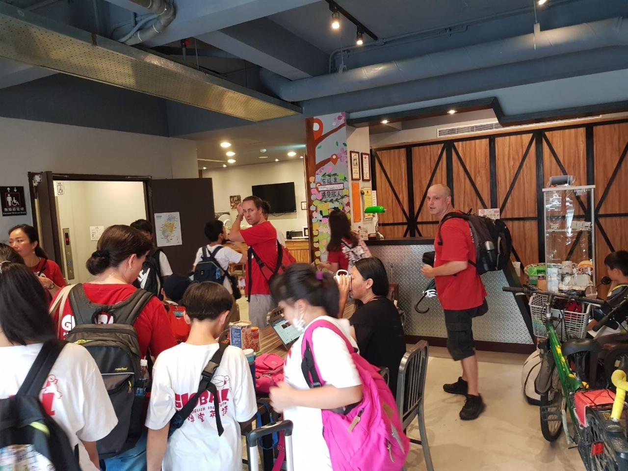 Taipei Travelers International Hostel Tamsui Exterior foto